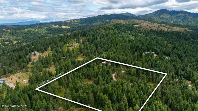 5671 E Wildlife TRL, Hayden, ID 83835