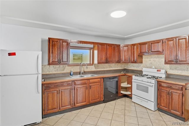 160 Benzinger Street, Buffalo, NY 14206