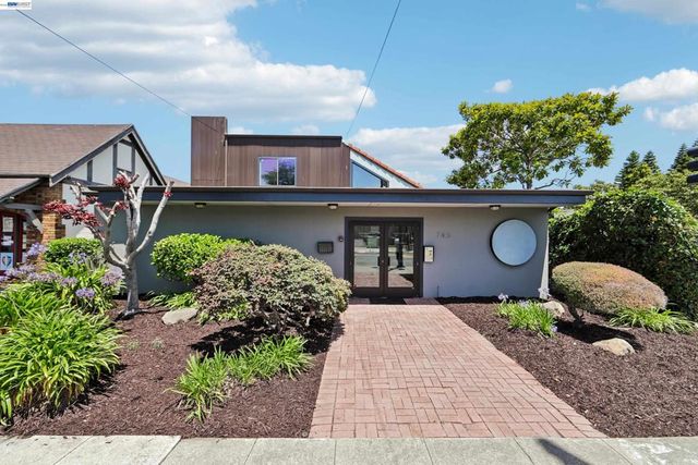 745 Buena Vista Avenue, Alameda, CA 94501