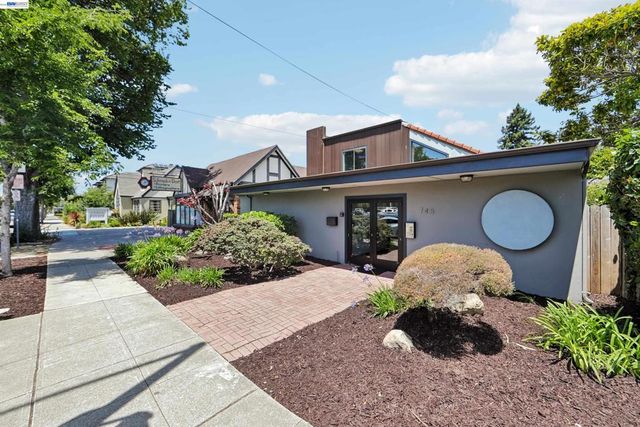 745 Buena Vista Avenue, Alameda, CA 94501