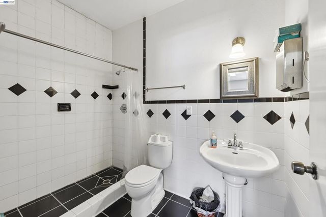745 Buena Vista Avenue, Alameda, CA 94501