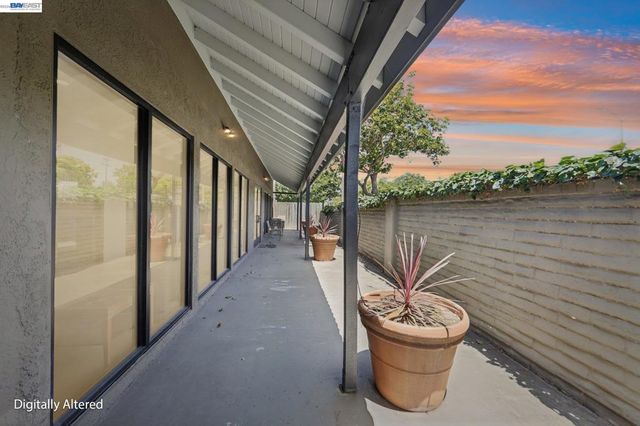 745 Buena Vista Avenue, Alameda, CA 94501