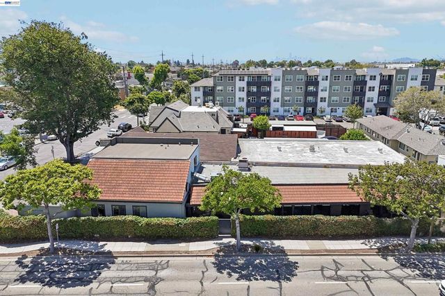 745 Buena Vista Avenue, Alameda, CA 94501