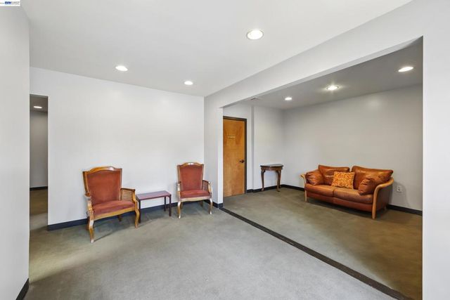 745 Buena Vista Avenue, Alameda, CA 94501