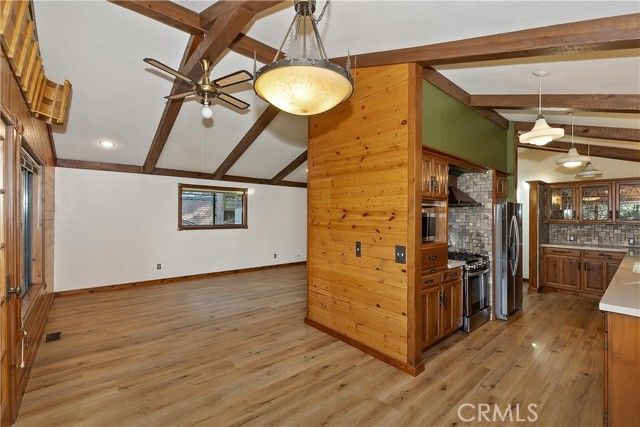 501 Wellsley Drive, Lake Arrowhead, CA 92352