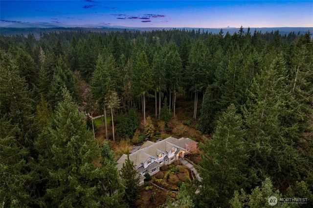 22025 NE 82nd Place, Redmond, WA 98053