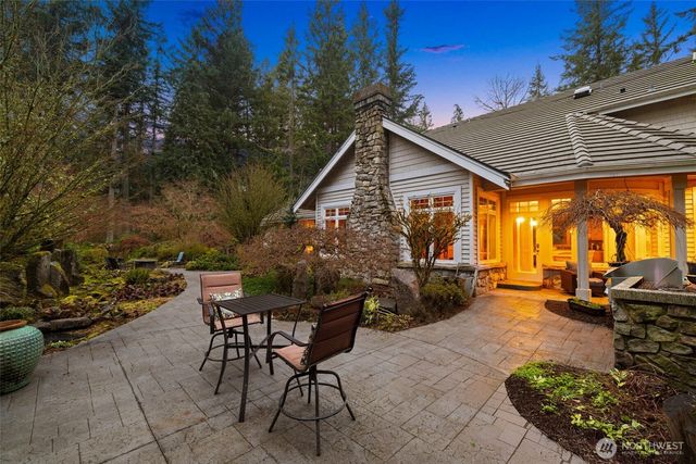 22025 NE 82nd Place, Redmond, WA 98053