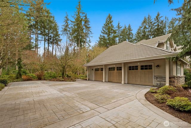 22025 NE 82nd Place, Redmond, WA 98053