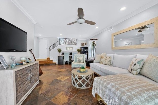 3 Via Amor, Rancho Santa Margarita, CA 92688