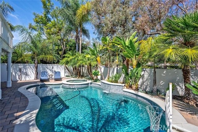3 Via Amor, Rancho Santa Margarita, CA 92688