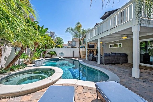 3 Via Amor, Rancho Santa Margarita, CA 92688