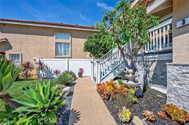 3 Via Amor, Rancho Santa Margarita, CA 92688