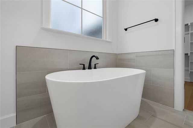 17 Dirleton Drive, Bella Vista, AR 72715