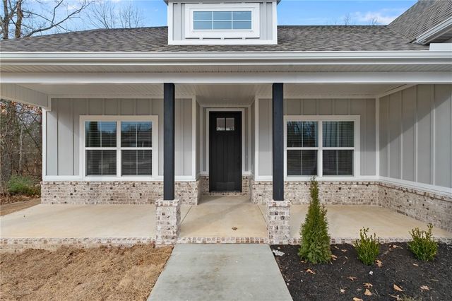 17 Dirleton Drive, Bella Vista, AR 72715