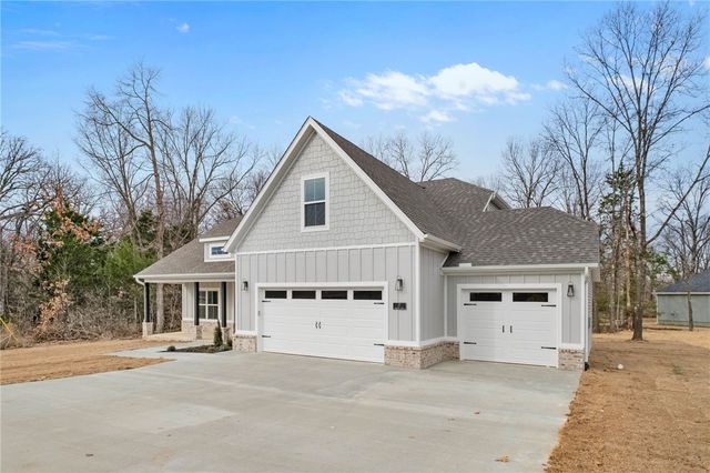 17 Dirleton Drive, Bella Vista, AR 72715