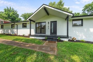 163 Lakeside Park Dr, Hendersonville, TN 37075