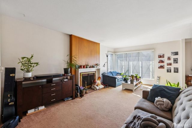 61 Clairview Court, San Francisco, CA 94131