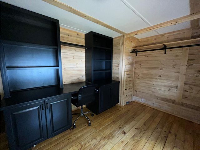 124 W PARKER AVENUE, Bushnell, FL 33513