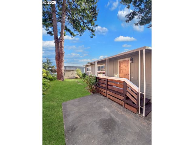 16427 Vista Hills 17, Brookings, OR 97415