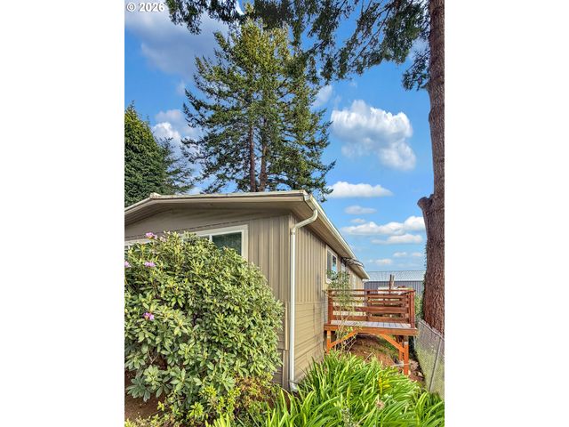 16427 Vista Hills 17, Brookings, OR 97415