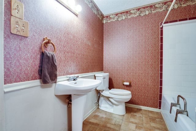 464 VZ County Rd 2120, Canton, TX 75103