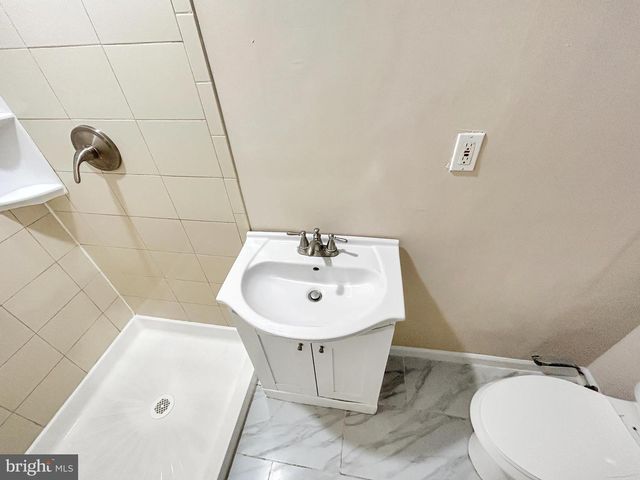 19634 CLUB LAKE RD, Montgomery Village, MD 20886