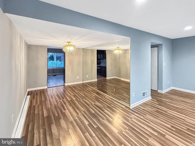 19634 CLUB LAKE RD, Montgomery Village, MD 20886