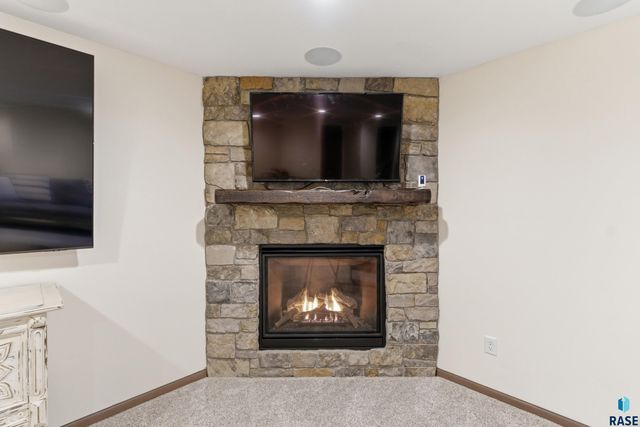 3820 S Attalia Ct Court, Sioux Falls, SD 57110