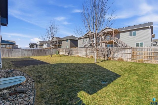 3820 S Attalia Ct Court, Sioux Falls, SD 57110