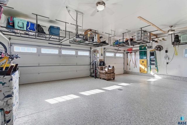 3820 S Attalia Ct Court, Sioux Falls, SD 57110