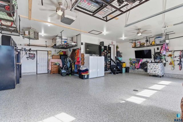 3820 S Attalia Ct Court, Sioux Falls, SD 57110