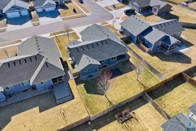 3820 S Attalia Ct Court, Sioux Falls, SD 57110