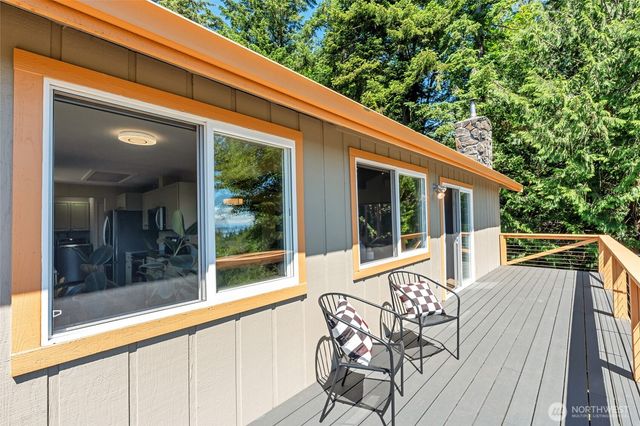 111 Gamble Lane, Port Ludlow, WA 98365