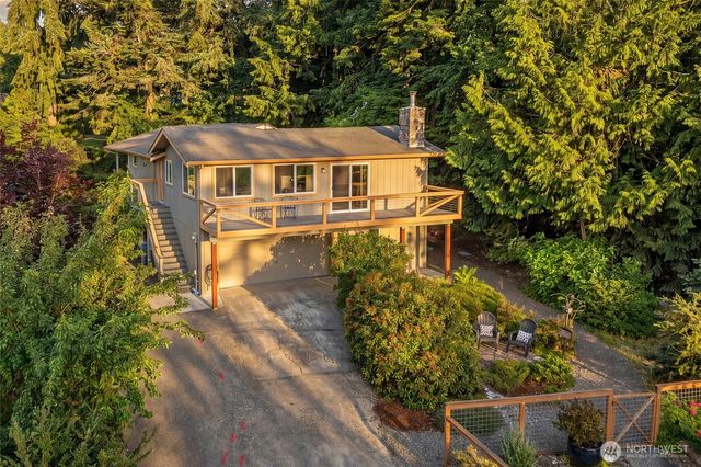 111 Gamble Lane, Port Ludlow, WA 98365
