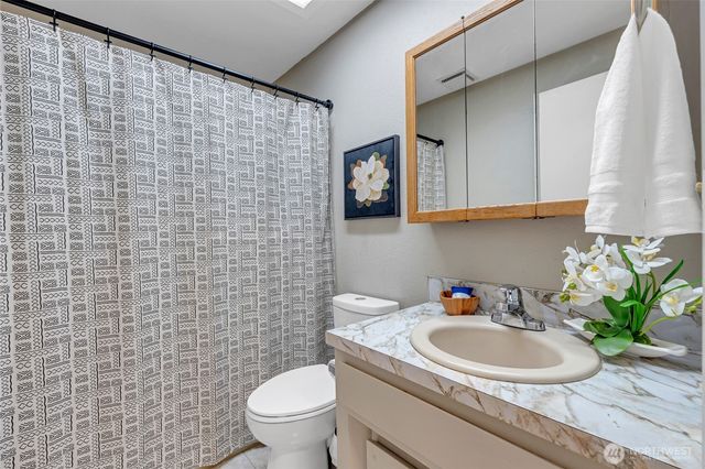 111 Gamble Lane, Port Ludlow, WA 98365