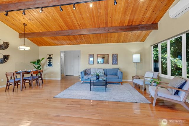 111 Gamble Lane, Port Ludlow, WA 98365