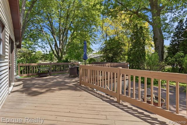 1609 New Jersey Avenue, Marysville, MI 48040