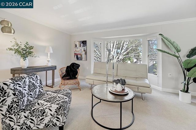 1324 Canyonwood Ct 1, Walnut Creek, CA 94595