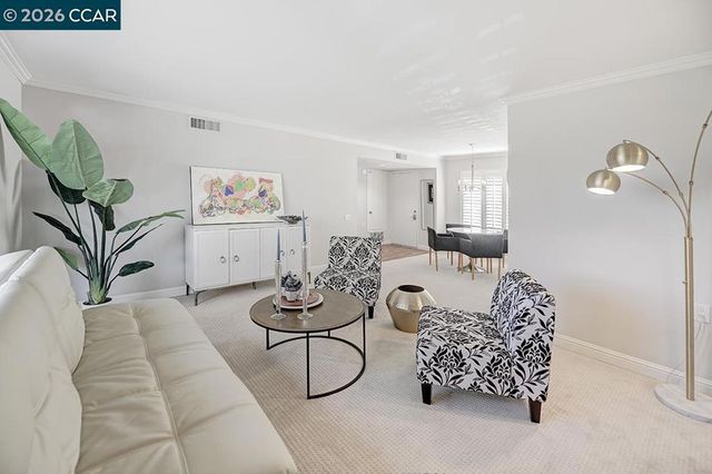 1324 Canyonwood Ct 1, Walnut Creek, CA 94595