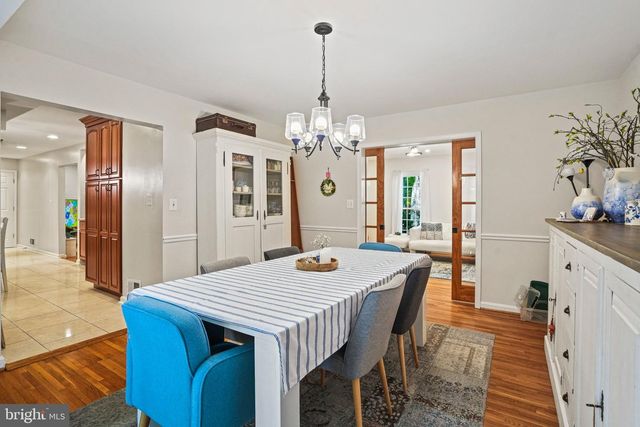 6117 LARSTAN DR, Alexandria, VA 22312