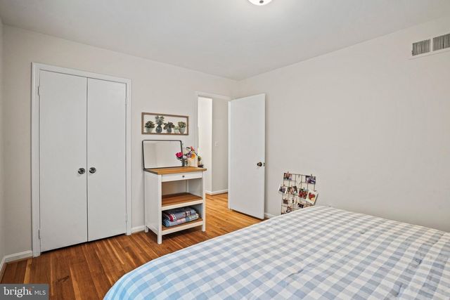 6117 LARSTAN DR, Alexandria, VA 22312