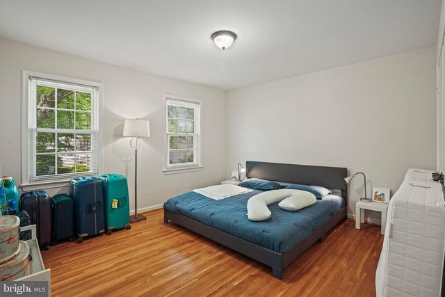 6117 LARSTAN DR, Alexandria, VA 22312
