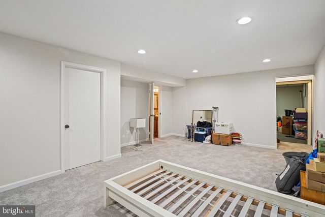 6117 LARSTAN DR, Alexandria, VA 22312