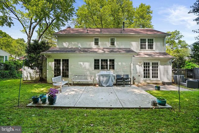 6117 LARSTAN DR, Alexandria, VA 22312