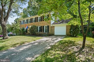 6117 LARSTAN DR, Alexandria, VA 22312