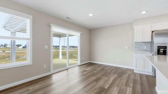 1010 Butler Lake Court, Fort Wayne, IN 46818