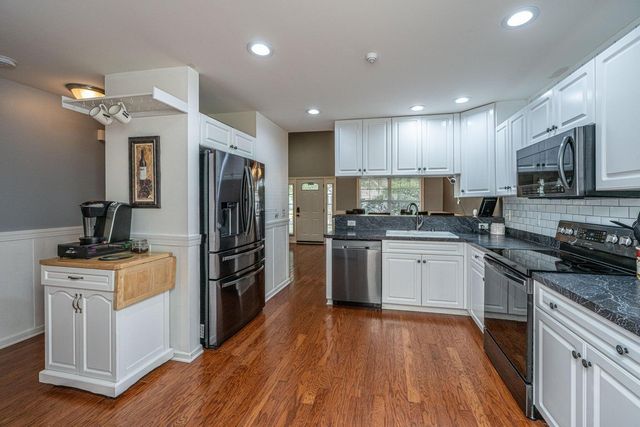 9020 Greenbriar Drive, Summerville, SC 29485