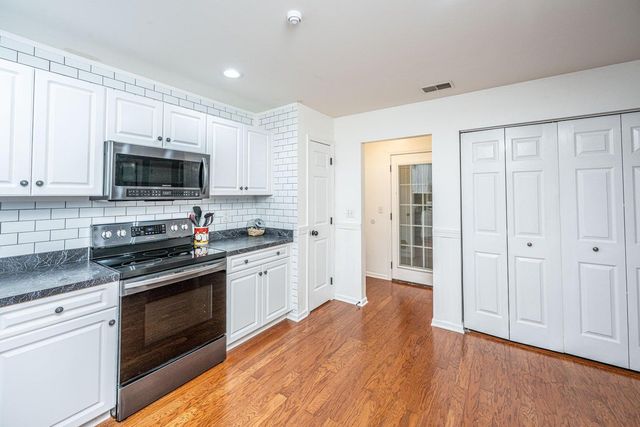 9020 Greenbriar Drive, Summerville, SC 29485