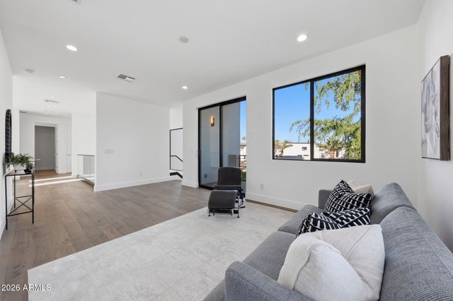 100 W Northern Avenue 15, Phoenix, AZ 85021