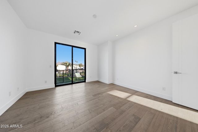 100 W Northern Avenue 15, Phoenix, AZ 85021